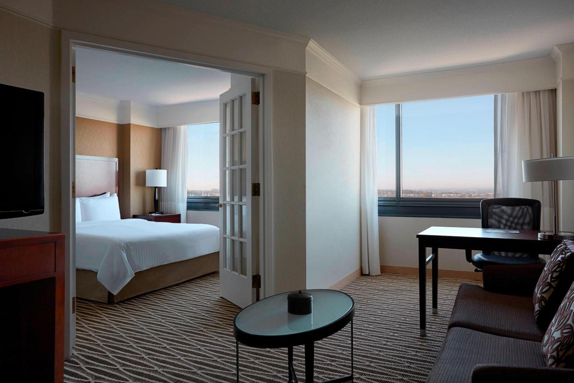 Washington Dulles Marriott Suites Herndon Esterno foto
