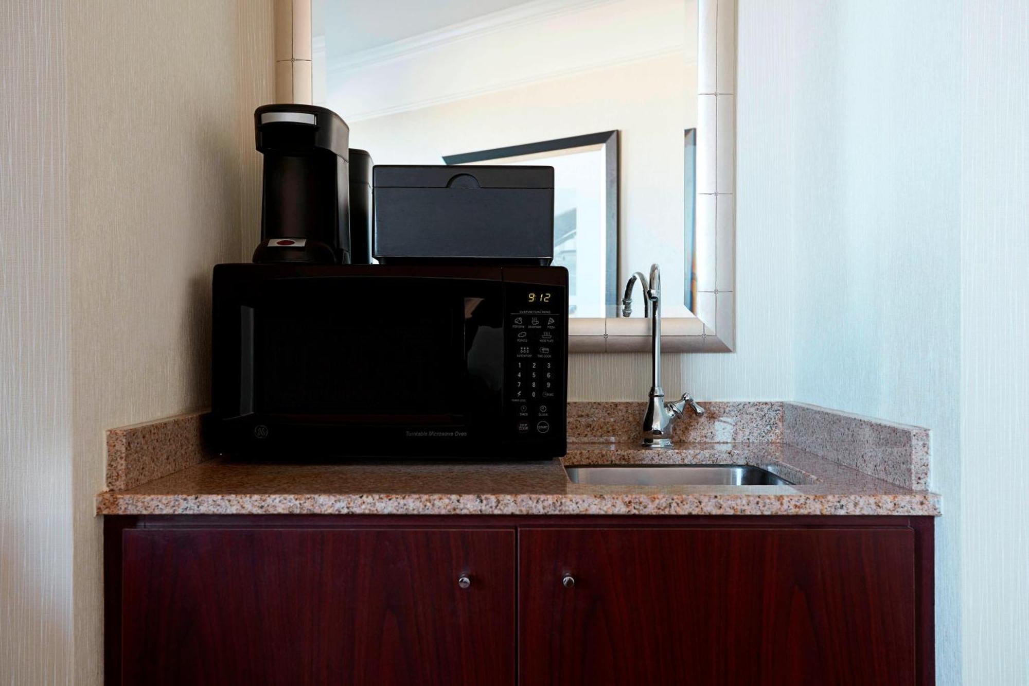 Washington Dulles Marriott Suites Herndon Esterno foto
