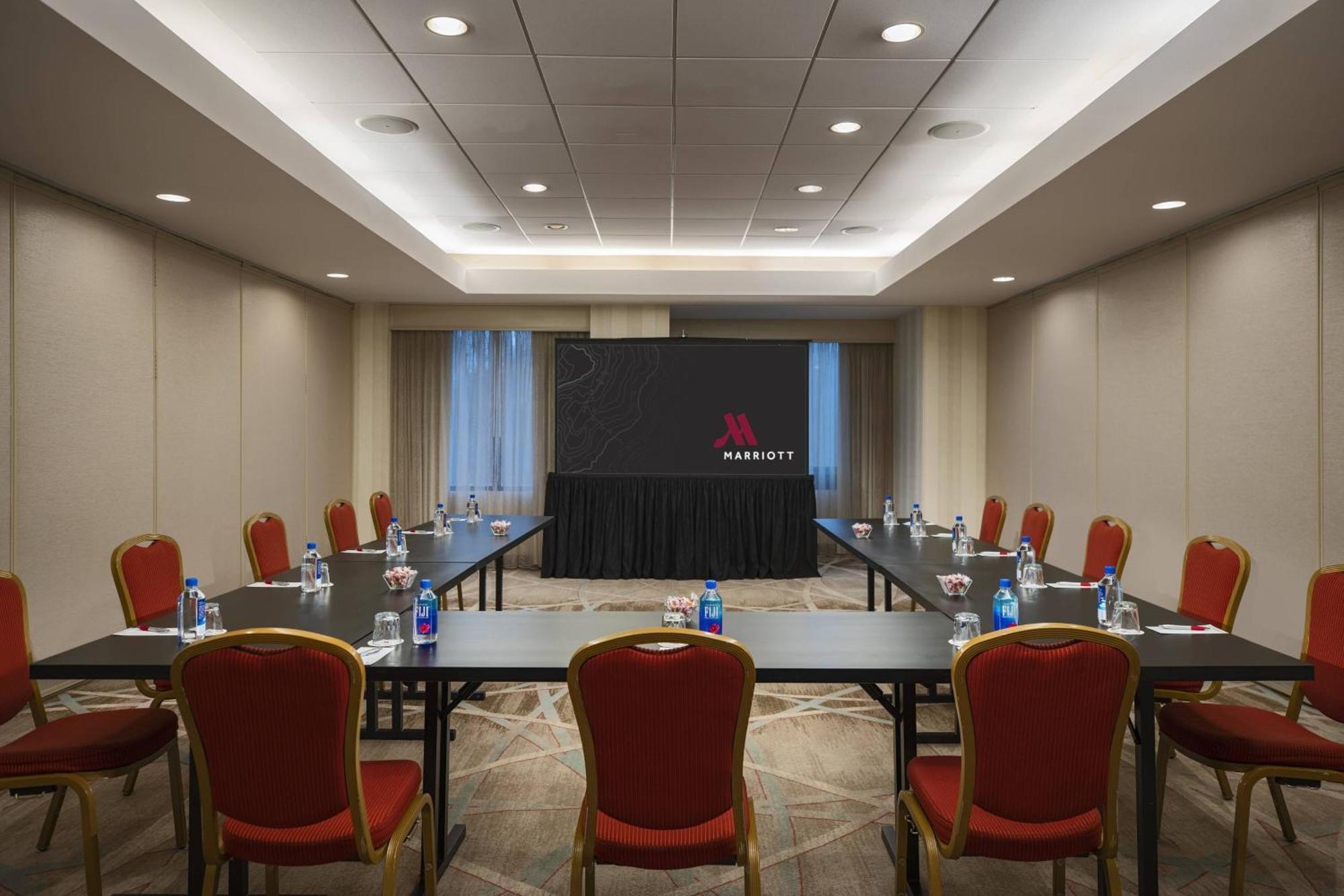 Washington Dulles Marriott Suites Herndon Esterno foto
